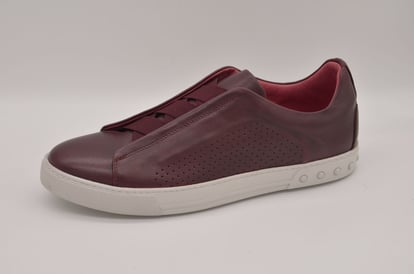 Moderner Burgunder Perforierter Leder Slip On Sneaker - Qualitatives Lederprodukt Hergestellt Von Çetsan Ayakkabı Sanayi Ve Ticaret Limited Şirketi. Kontakt Für B2B-Bestellungen.