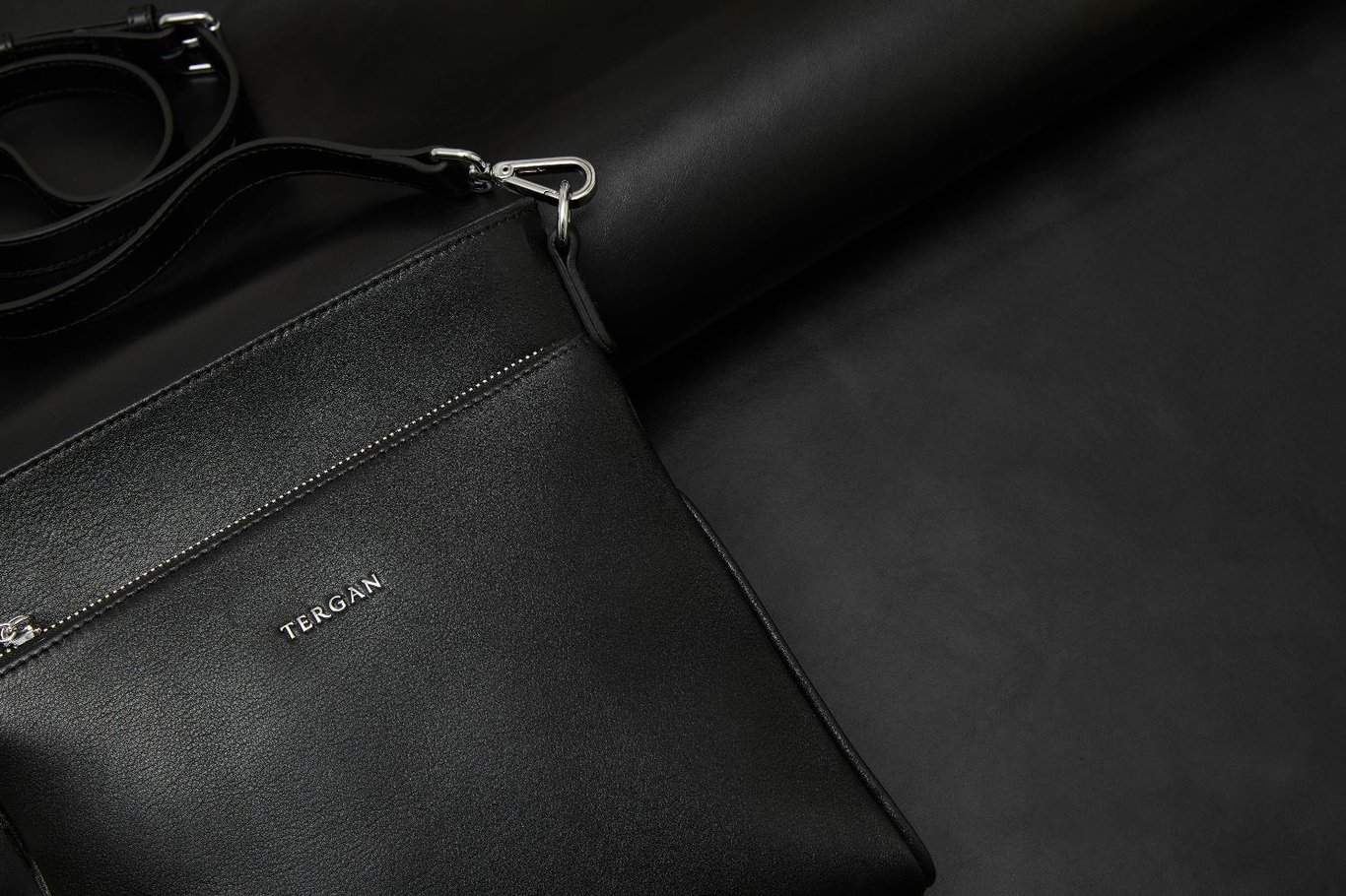 Elegant Footwear And Leather Goods Material - Quality Leather Product Manufactured By Karaca Deri̇ Sanayi̇ Ve Ti̇c. Ltd. Şti̇.. Contact For B2B Orders.