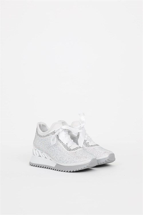 Shimmering Leather Upper Elegant Womens Sneakers - Quality Leather Product Manufactured By Seni̇orah Ayakkabi San İç Ve Diş Ti̇caret Anoni̇m Şi̇rketi̇. Contact For B2B Orders.