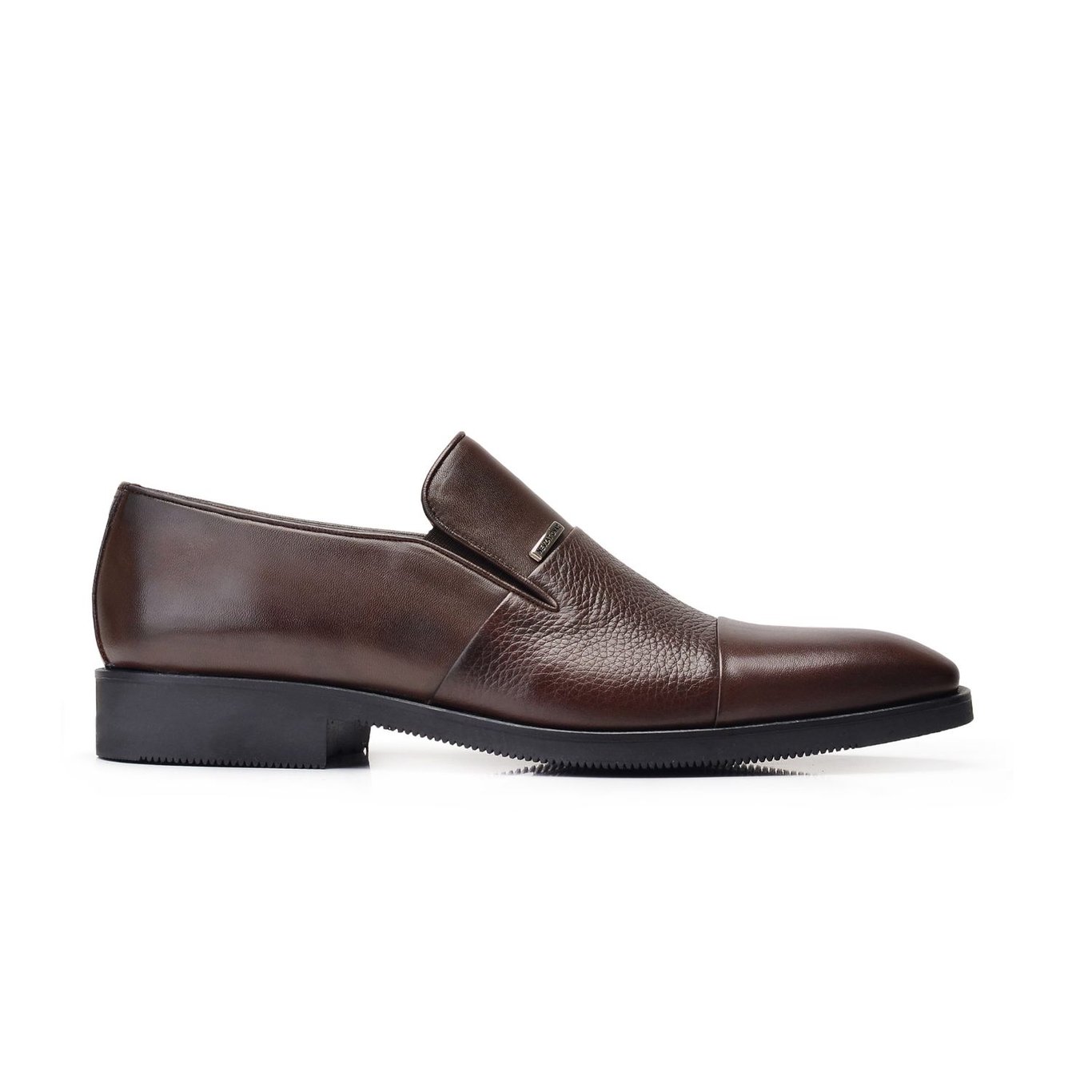 Elegant Brown Leather Textured Slip On Loafer - Quality Leather Product Manufactured By Nevzat Onay Ayakkabi Ve Deri Mam San Tic Ltd Sti. Contact For B2B Orders.