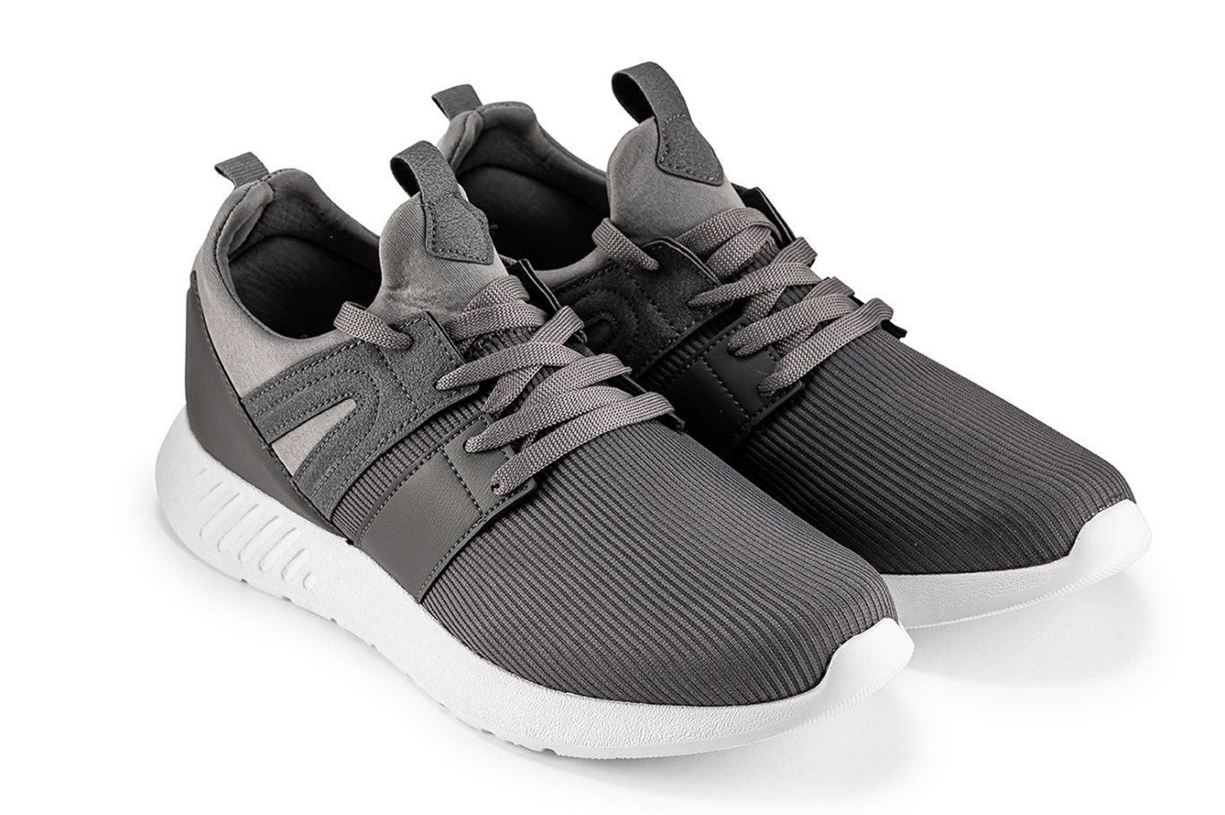 Мужские Современные Антрацитовые Рифленые Кроссовки Из Искусственной Кожи - Качественный Кожаный Продукт Производства Erfe Group Akilli Ci̇haz Ve Gi̇yi̇m Teknoloji̇leri̇ San.ve Ti̇c. Ltd.şti̇.. Обращайтесь Для B2B Заказов.