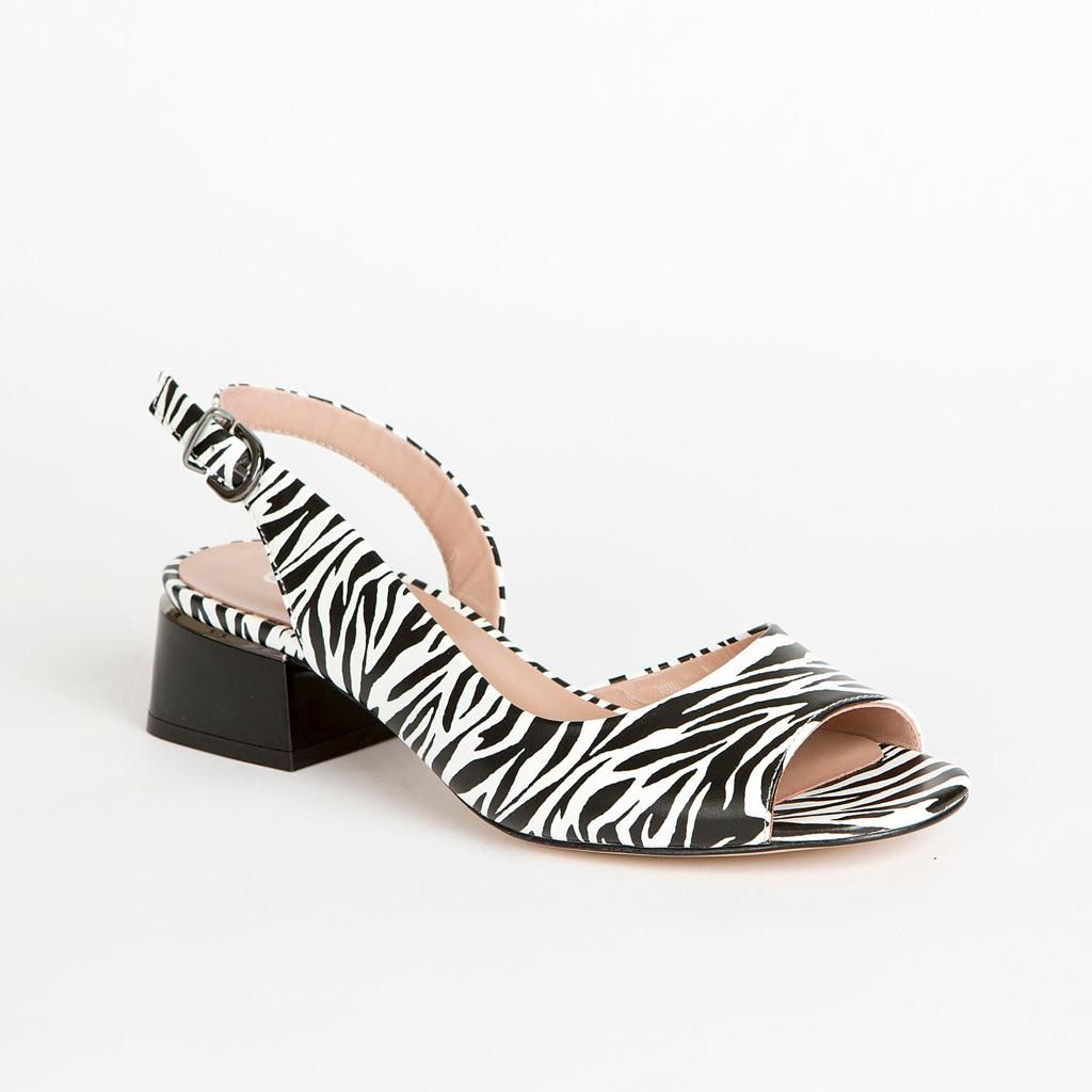 Zebra Muster Leder Offene Zehen Sandale - Qualitatives Lederprodukt Hergestellt Von Azra Ayakkabı. Kontakt Für B2B-Bestellungen.