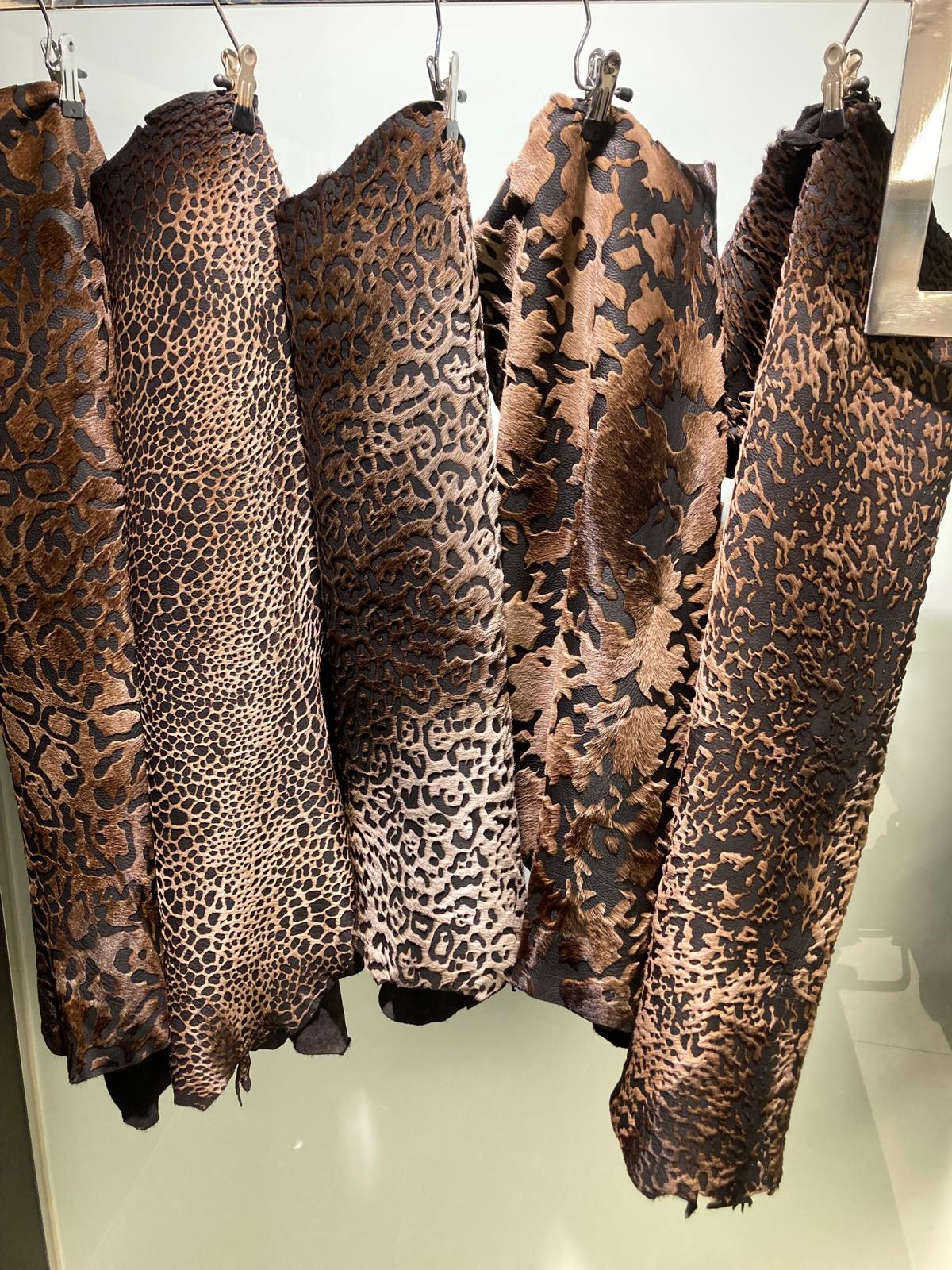 Vielseitiges Schuh Taschen Accessoire Leder - Qualitatives Lederprodukt Hergestellt Von Lana Pi̇el Deri̇ San. Ve Ti̇c.ltd.şti̇. Kontakt Für B2B-Bestellungen.
