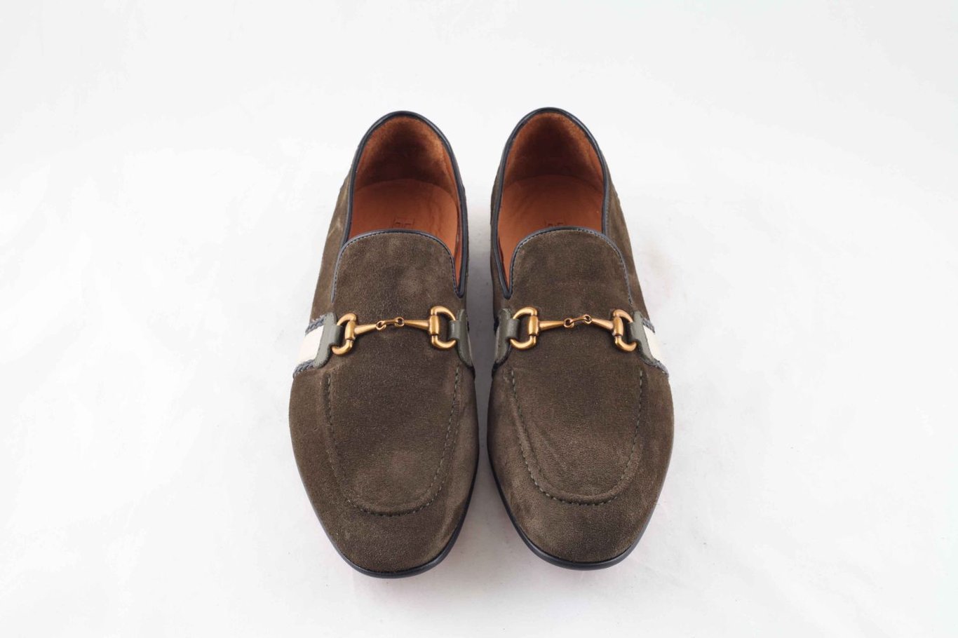 Мужские Замшевые Лоферы Элегантный Дизайн - Качественный Кожаный Продукт Производства Vesba Ayakkabicilik İhr İth Ti̇c San Ltd Şti̇. Обращайтесь Для B2B Заказов.