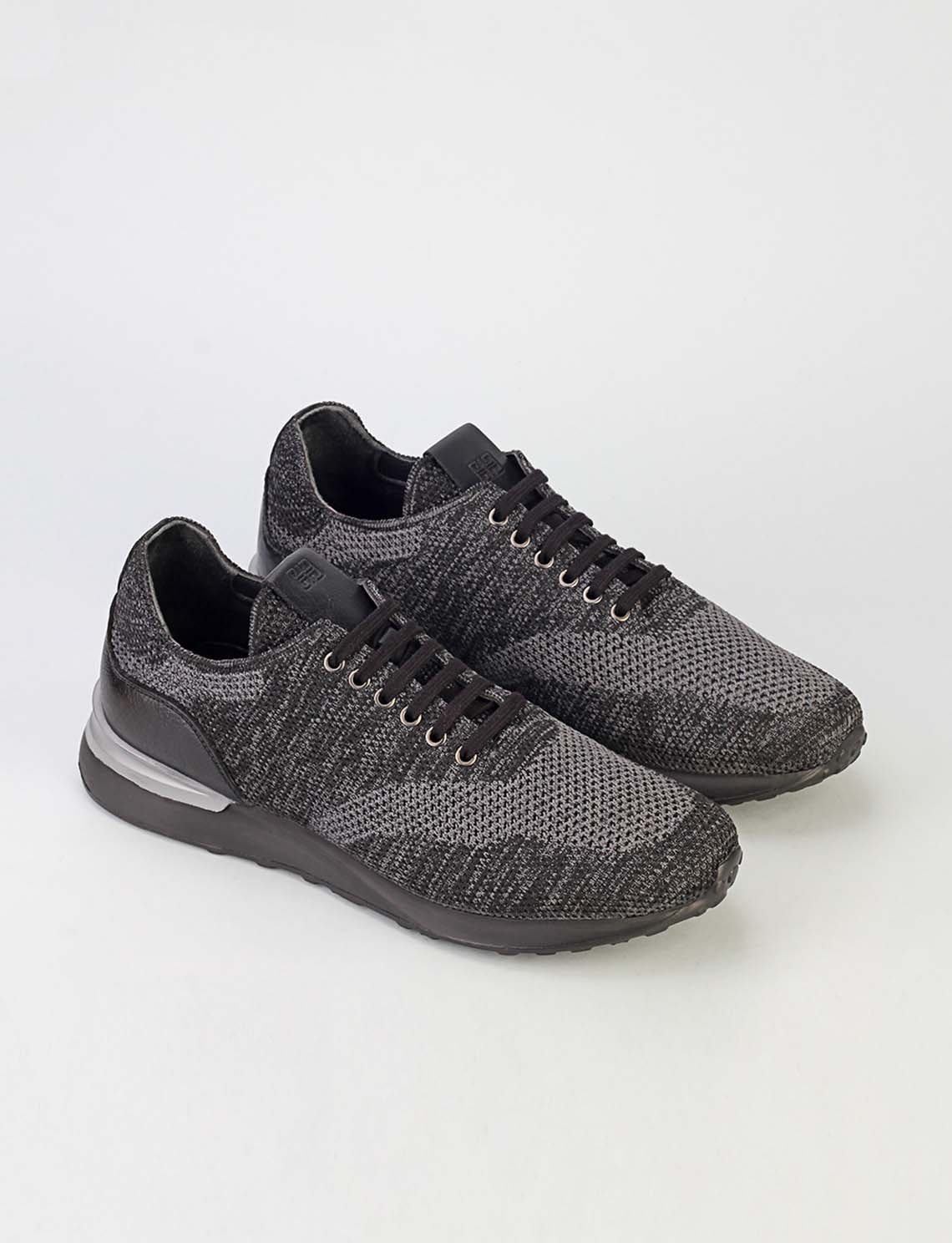 Men Dark Gray Lace Up Knit Sneakers