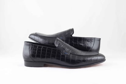 Mens Classic Crocodile Embossed Leather Loafer - Quality Leather Product Manufactured By Vesba Ayakkabicilik İhr İth Ti̇c San Ltd Şti̇. Contact For B2B Orders.
