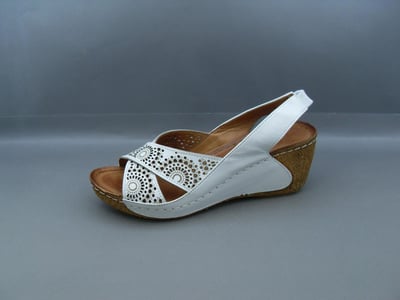 Perforated Leather Wedge Sandal Summer Chic Design - Quality Leather Product Manufactured By Karyoka Ayakkabi San Ve Diş Ti̇c. A.ş.. Contact For B2B Orders.