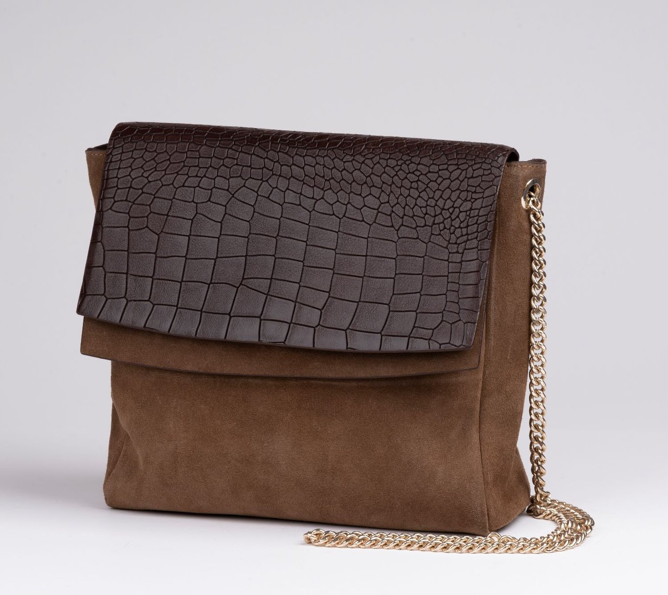 Elegant Suede Croc Embossed Leather Shoulder Bag - Quality Leather Product Manufactured By Güven Karaca Deri̇ San. Ve Ti̇c. Ltd. Şti̇.. Contact For B2B Orders.
