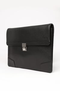 Elegant Black Leather Men's Document Bag - Quality Leather Product Manufactured By Meşi̇n Deri̇ Ve Teksti̇l Ürünleri̇ San. Ve Diş Ti̇c. Ltd. Şti̇.. Contact For B2B Orders.