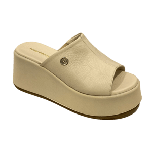 Timeless Elegance Genuine Leather Platform Slippers - Quality Leather Product Manufactured By Mammamia İç Ve Dış Ticaret A.ş.. Contact For B2B Orders.