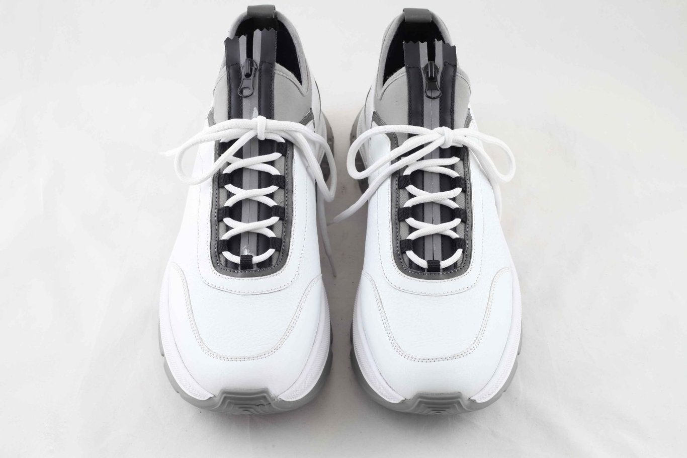 Динамичные Городские Кожаные Мужские Кроссовки - Качественный Кожаный Продукт Производства Vesba Ayakkabicilik İhr İth Ti̇c San Ltd Şti̇. Обращайтесь Для B2B Заказов.