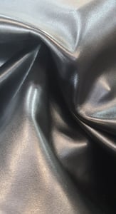 Elegantes Strukturiertes Tiefes Boxcalf Schuhleder - Qualitatives Lederprodukt Hergestellt Von Teknotan Deri̇ Sanayi̇ Ve Ti̇caret A.ş.. Kontakt Für B2B-Bestellungen.