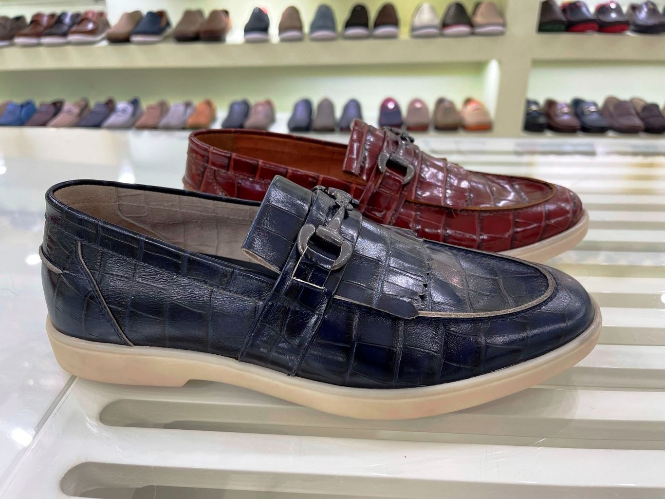 Mens Navy Crocodile Embossed Leather Loafer Sneaker - Quality Leather Product Manufactured By Etor Ayakkabi Pazarlama Deri̇ San. Ti̇c. Ltd. Şti̇.. Contact For B2B Orders.