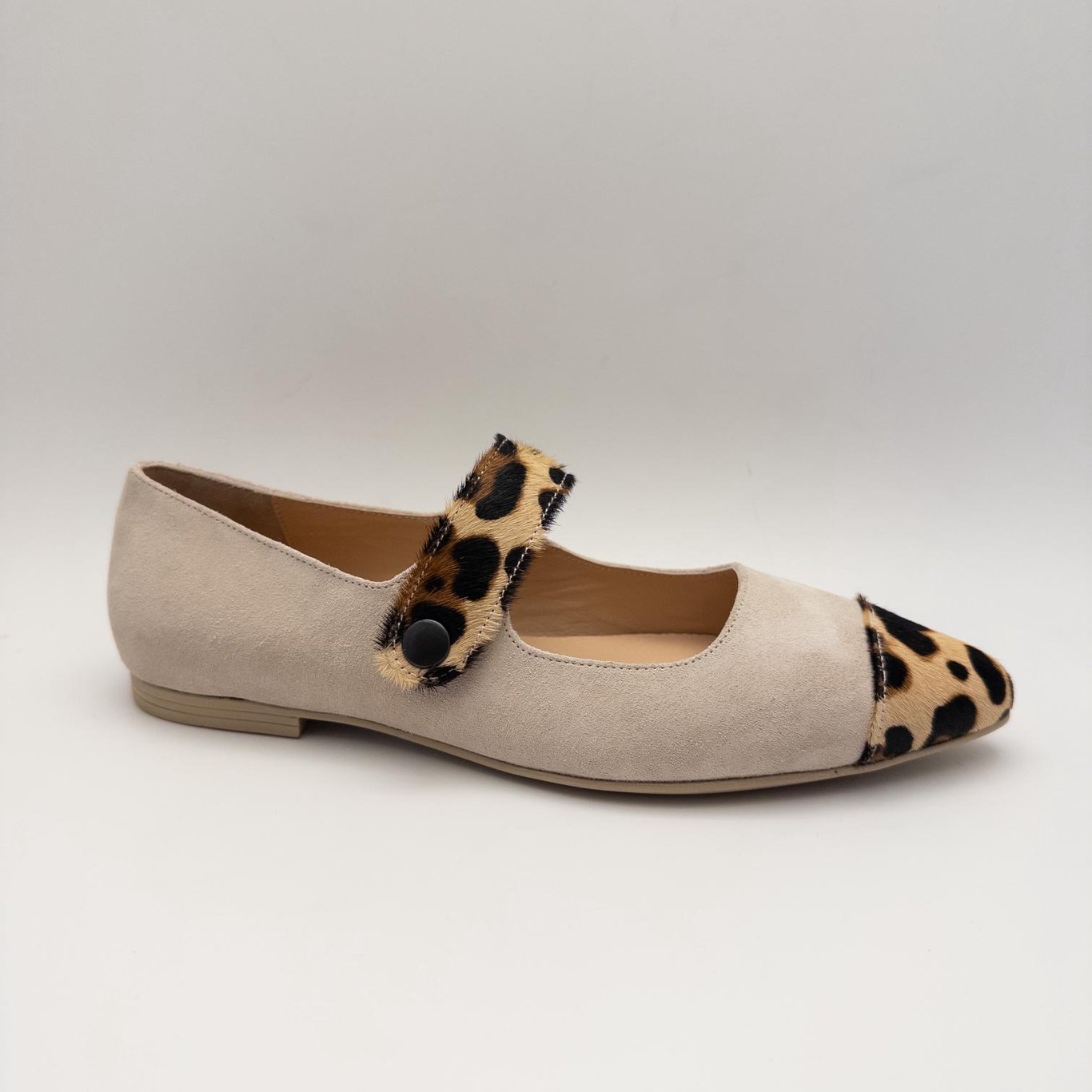 Women Beige Suede Loafer Shoes