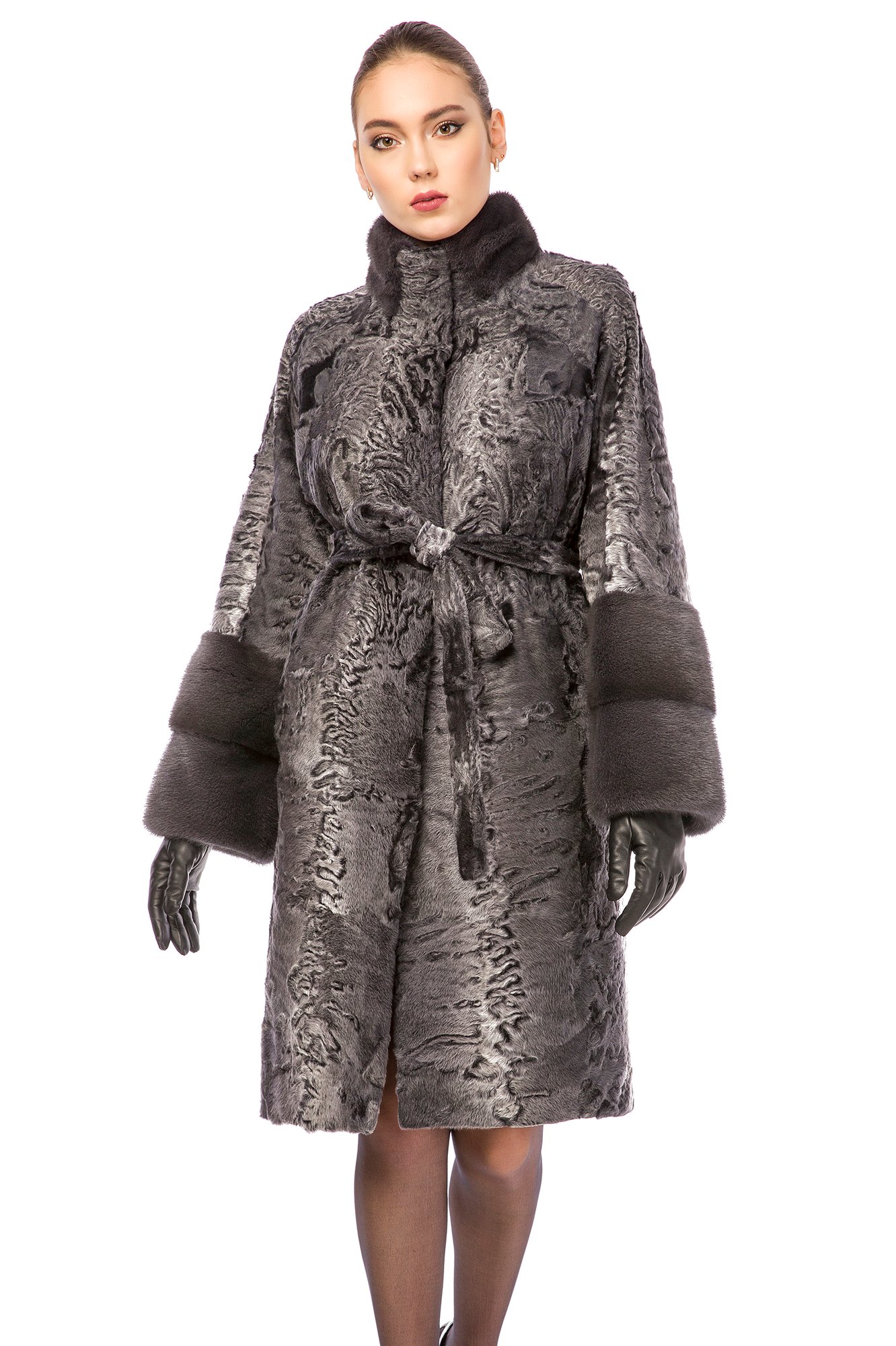 Exotic Animal Skin (Snake, Reptile Etc.) Women Coat - Quality Leather Product Manufactured By F.o.u.r.m.i̇.e. Deri̇ Sanayi̇ Diş Ti̇caret Ltd.şti̇.. Contact For B2B Orders.