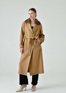 Cashmere Coats With Fur Accessories - Quality Leather Product Manufactured By Nerseler Deri San Ins Ve Dis Tic Ltd Sti. Contact For B2B Orders.