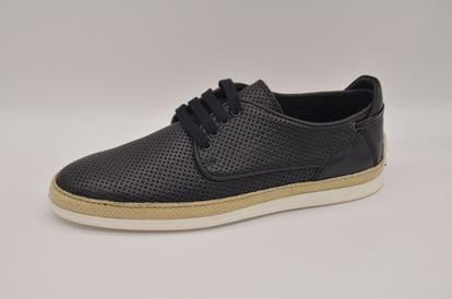 Stilvoller Perforierter Schwarzer Leder Espadrille - Qualitatives Lederprodukt Hergestellt Von Çetsan Ayakkabı Sanayi Ve Ticaret Limited Şirketi. Kontakt Für B2B-Bestellungen.