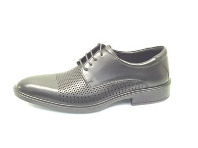 Herren Perforierte Derby Lederschuhe Zeitlose Eleganz - Qualitatives Lederprodukt Hergestellt Von Önder Ayakkabi Sanayi̇ Ve Ti̇caret Li̇mi̇ted Şi̇rketi̇. Kontakt Für B2B-Bestellungen.