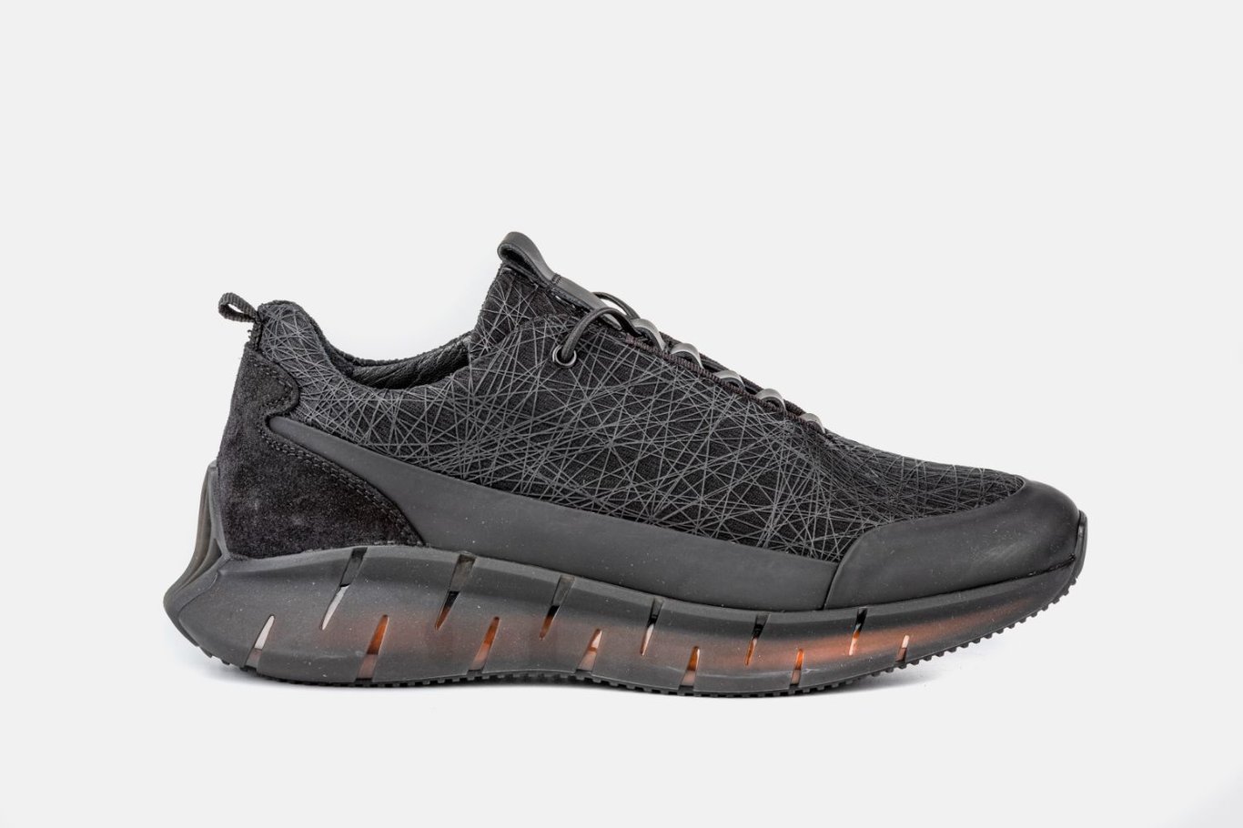 Distinctive Patterned Leather Upper Men's Sneaker - Quality Leather Product Manufactured By Özdallar Ayakkabi Ve Yan Sanayi̇ Ürünleri̇ Sanayi̇ Ve Ti̇caret Ltd.. Contact For B2B Orders.
