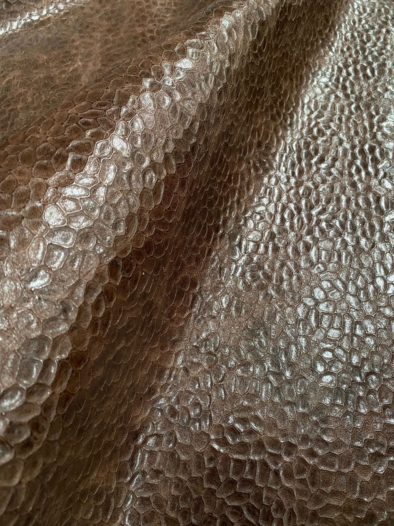 Einzigartiges Geprägtes Rindsleder Material - Qualitatives Lederprodukt Hergestellt Von Çalışganlar Deri Kimya Tekstil İnş. San. Ve Tic. Ltd. Şti.. Kontakt Für B2B-Bestellungen.