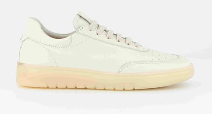 Off-White Leather Sneaker Modern Minimalist Charm - Quality Leather Product Manufactured By Makfi̇ne Deri̇ Ürünleri̇ Ve İnşaat Diş Ti̇c. San. Paz. Ltd. Şti̇.. Contact For B2B Orders.