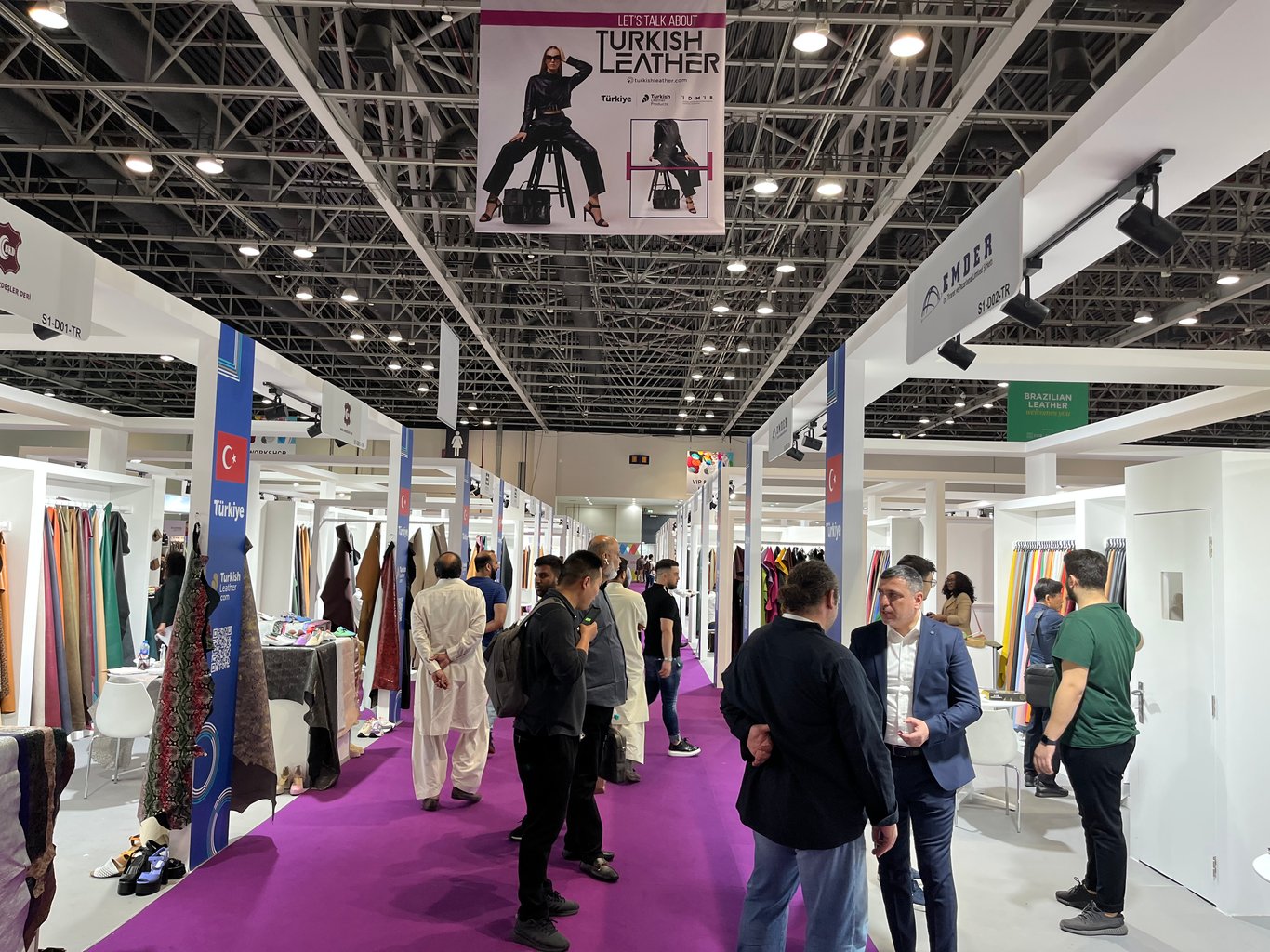 Turkish Leather @ APLF DUBAI 2023-1 @ APLF DUBAI 2023 Турецкая кожа @ APLF DUBAI 2023 Türkisches Leder @ APLF DUBAI 2023