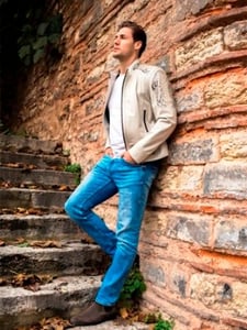 Men's Exquisite Embroidered Lambskin Jacket - Quality Leather Product Manufactured By Ali̇ Paşa Kürk Deri̇ Teksti̇l Turi̇zm Sanayi̇ Ve Ti̇caret Li̇mi̇ted Şi̇rketi̇. Contact For B2B Orders.