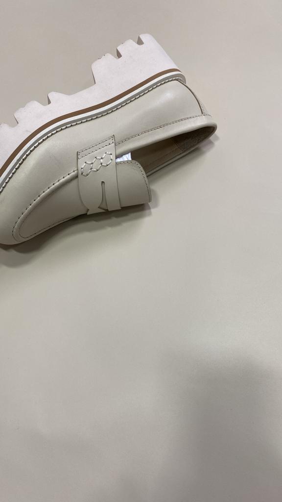 Hochwertiges Boxcalf Chromleder Für Schuhe - Qualitatives Lederprodukt Hergestellt Von Ahi Deri Sanayi Ve Dis Tic Ltd Sti. Kontakt Für B2B-Bestellungen.