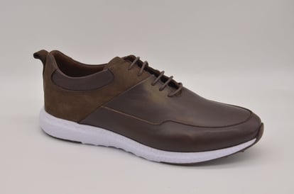 Herren Eleganter Brauner Leder Wildleder Paneel Sneaker - Qualitatives Lederprodukt Hergestellt Von Çetsan Ayakkabı Sanayi Ve Ticaret Limited Şirketi. Kontakt Für B2B-Bestellungen.