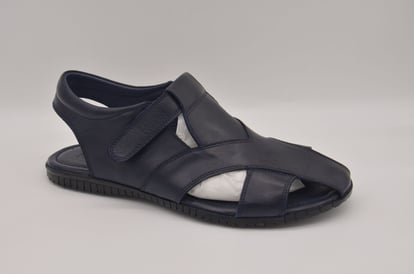 Marineblaue Echtleder Verstellbare Herren Sandalen - Qualitatives Lederprodukt Hergestellt Von Çetsan Ayakkabı Sanayi Ve Ticaret Limited Şirketi. Kontakt Für B2B-Bestellungen.