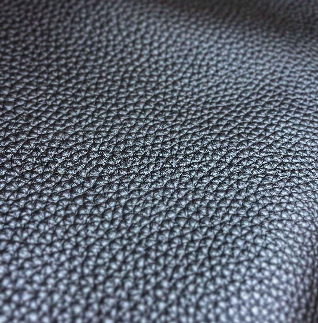 Elegantes Genarbtes Rindsleder Für Schuhdesign - Qualitatives Lederprodukt Hergestellt Von Cevahi̇r Deri̇ San. Ve Ti̇c. Ltd. Şti̇.. Kontakt Für B2B-Bestellungen.