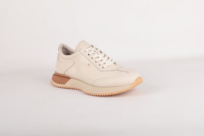 Men's Premium Leather Cream Beige Sneaker - Quality Leather Product Manufactured By Ekrem Uyanik Ayakkabi Deri Urunleri Tekstil Gida Sanayi Ve Ticaret Ltd. Sti.. Contact For B2B Orders.