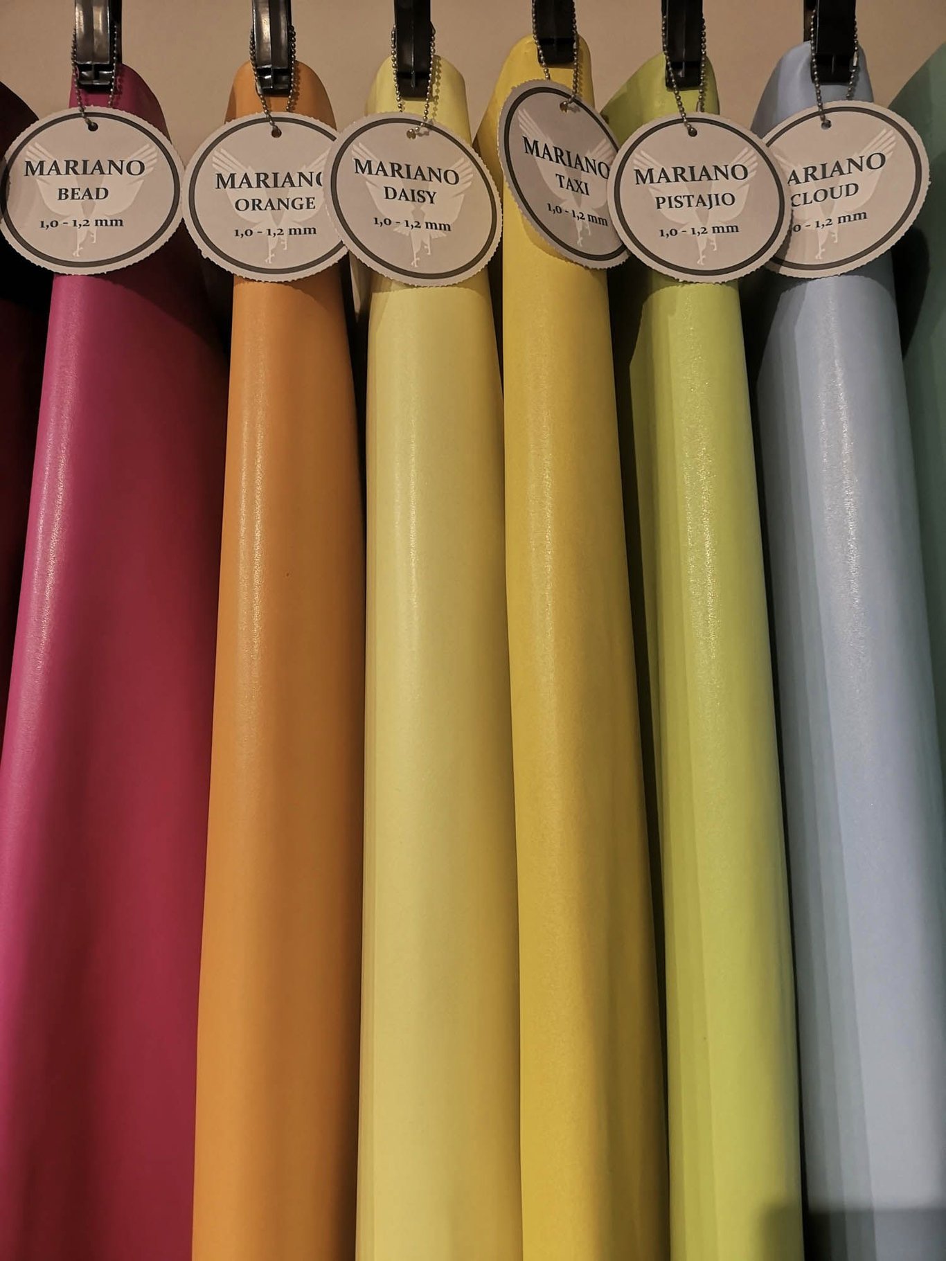 Яркая Кожа Boxcalf Для Изысканных Сумок - Качественный Кожаный Продукт Производства Uyguner Deri̇ Sanayi̇ Ve Ti̇c Aş. Обращайтесь Для B2B Заказов.