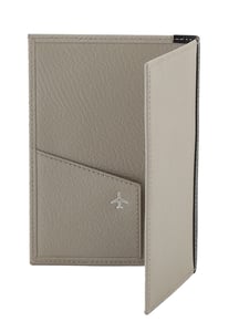 Elegant Two Tone Calf Leather Passport Holder - Quality Leather Product Manufactured By Petek Saraciye Sanayi Ticaret A.s.. Contact For B2B Orders.