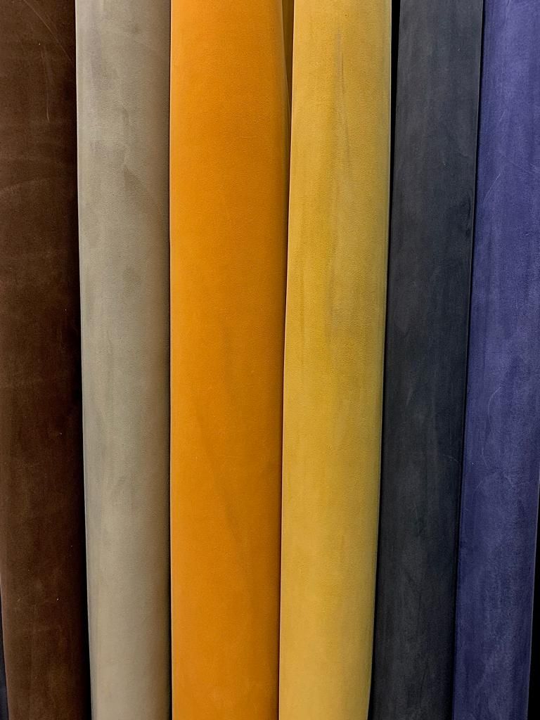Lebendige Farben Chromgegerbtes Rindsleder - Qualitatives Lederprodukt Hergestellt Von Çalışganlar Deri Kimya Tekstil İnş. San. Ve Tic. Ltd. Şti.. Kontakt Für B2B-Bestellungen.