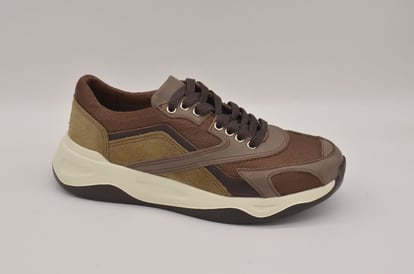 Moderner Mehrfarbiger Braun Leder Wildleder Mesh Sneaker - Qualitatives Lederprodukt Hergestellt Von Çetsan Ayakkabı Sanayi Ve Ticaret Limited Şirketi. Kontakt Für B2B-Bestellungen.