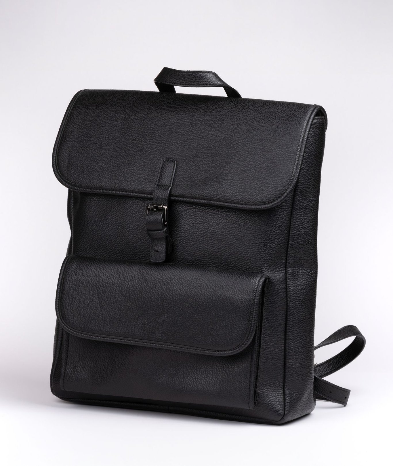 Classic Black Grained Leather Backpack - Quality Leather Product Manufactured By Güven Karaca Deri̇ San. Ve Ti̇c. Ltd. Şti̇.. Contact For B2B Orders.