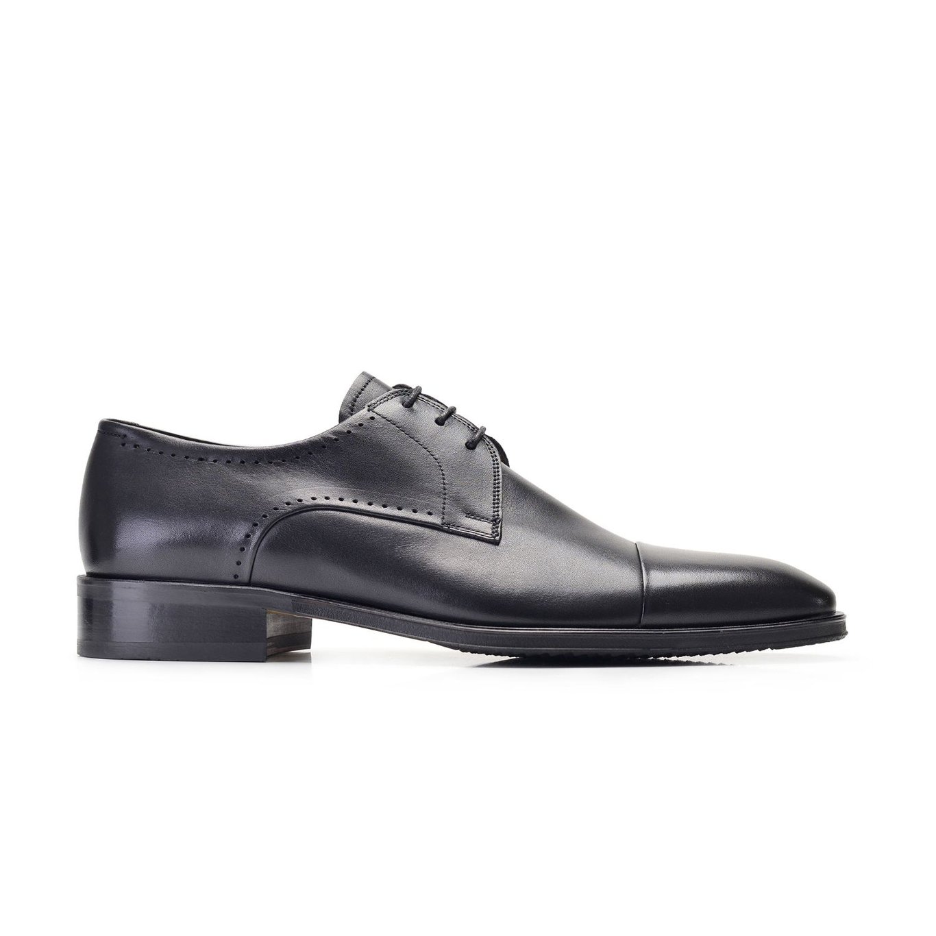Premium Black Leather Cap Toe Derby Shoes - Quality Leather Product Manufactured By Nevzat Onay Ayakkabi Ve Deri Mam San Tic Ltd Sti. Contact For B2B Orders.