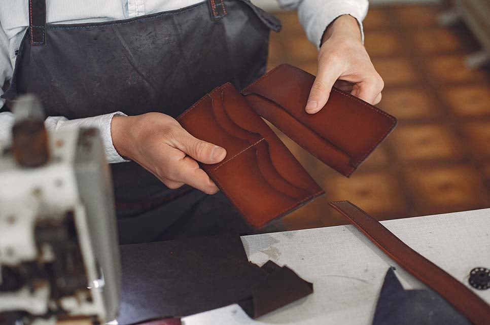 Trend Colors and Design Options in Leather Wallets and Belts