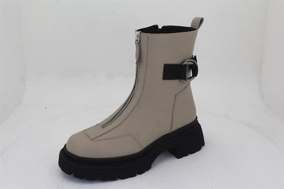 Modern Front Zip Leather Womens Boots - Quality Leather Product Manufactured By Ripka Evromoda Ayakkabıcılık İç Ve Dış Ticaret San. Ltd. Şti.. Contact For B2B Orders.