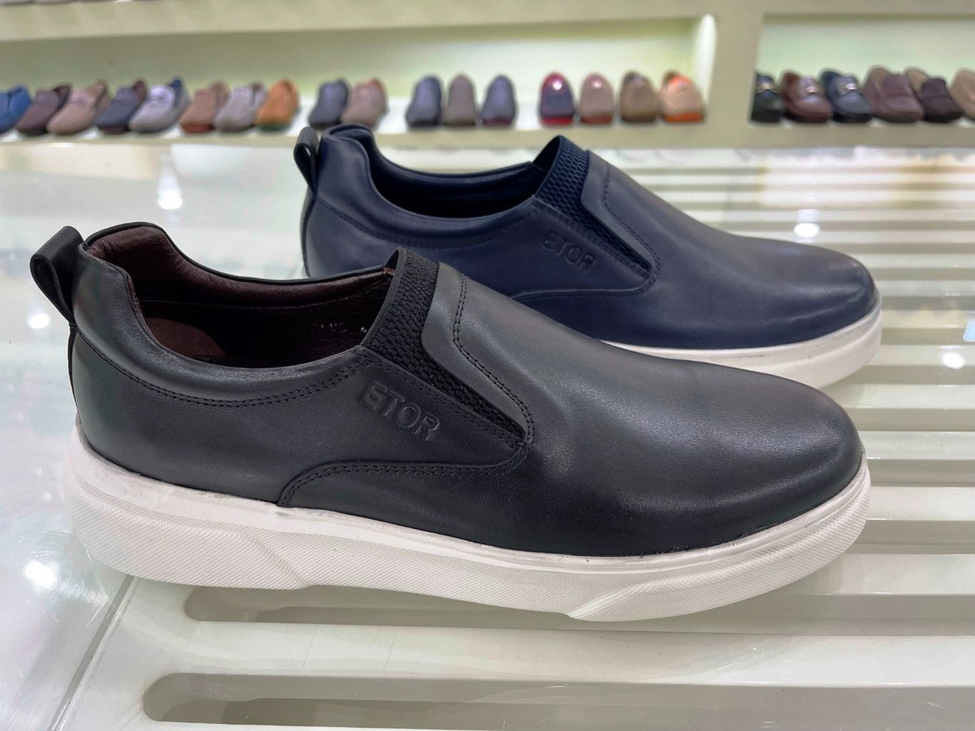 Leather Upper Men  Comfort Shoes