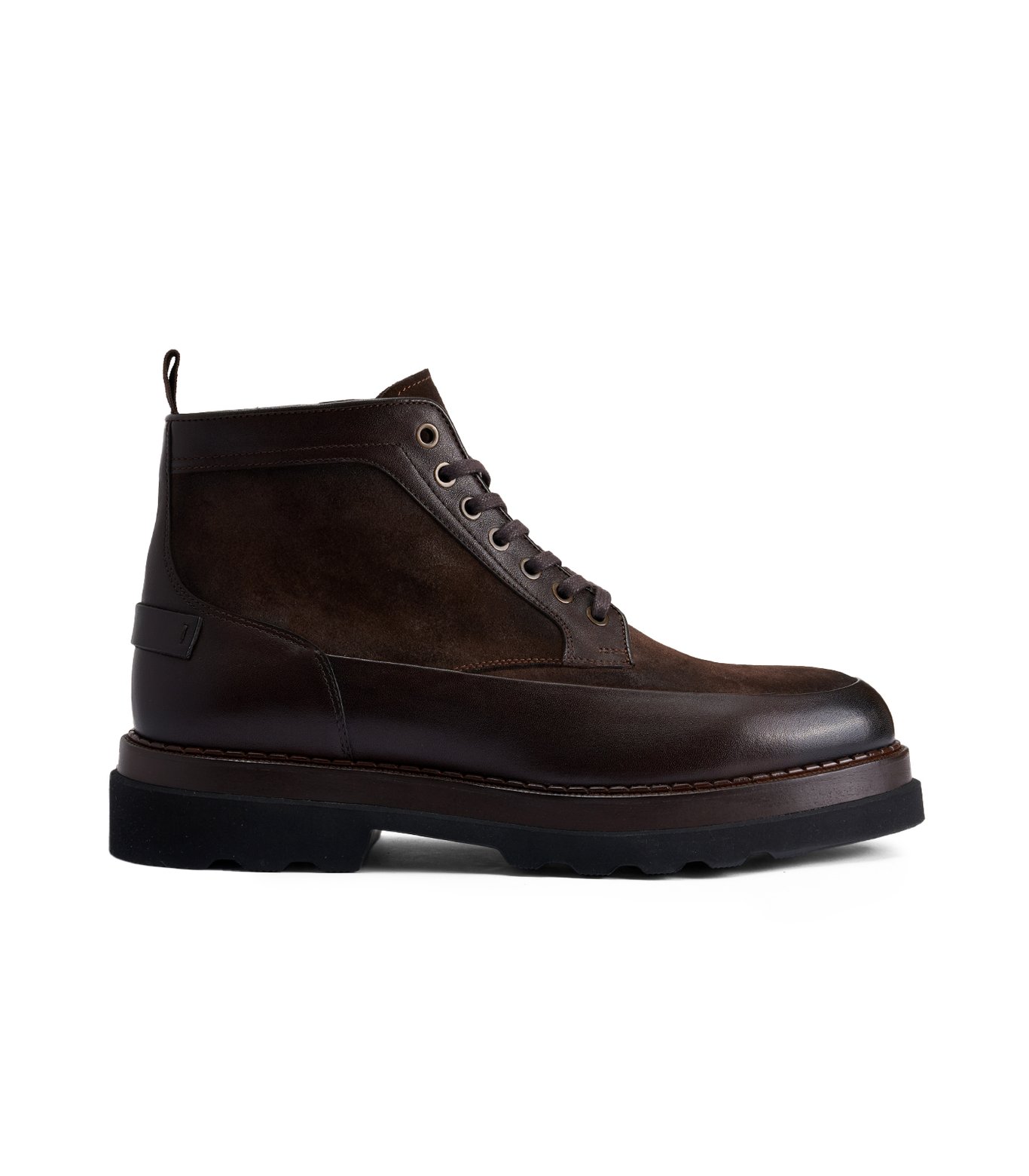 Premium Leather Suede Mixed Winter Men Boots - Quality Leather Product Manufactured By Ey Ayakkabicilik San Ic Ve Dis Tic As. Contact For B2B Orders.