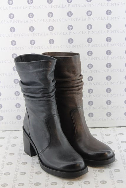Slouchy Genuine Leather Block Heel Ankle Boots - Quality Leather Product Manufactured By Sabir Endi̇can Ayakkabicilik Ti̇caret Li̇mi̇ted Şi̇rketi̇. Contact For B2B Orders.