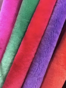 Vibrant Plush Texture Ovine Leather Apparel - Quality Leather Product Manufactured By Yeşiller Deri Sanayi Ve Tic. Ltd. Şti.. Contact For B2B Orders.