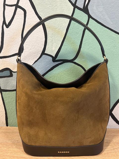 Sandro Wildleder Hobo Tasche Zeitlose Eleganz - Qualitatives Lederprodukt Hergestellt Von Tnctex Teksti̇l Sanayi̇ İthalat Ve İhracat Li̇mi̇ted Şi̇rketi̇. Kontakt Für B2B-Bestellungen.