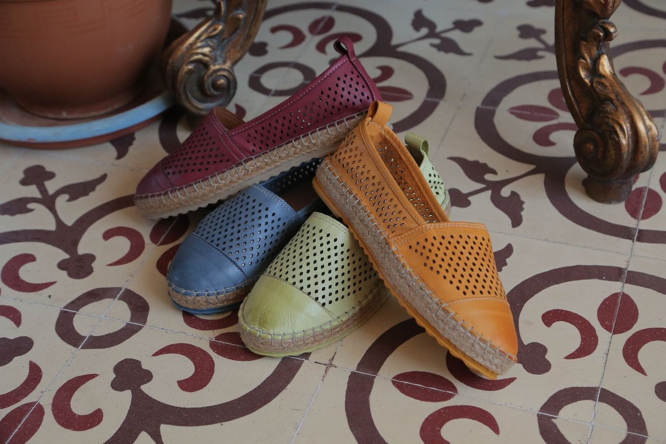 DUELULE SHOES