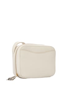 Elegant Cream Calf Leather Crossbody Bag For Women - Quality Leather Product Manufactured By Gündoğdular Deri. Contact For B2B Orders.