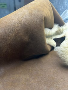 Luxurious Suede Shearling For Elegant Outerwear - Quality Leather Product Manufactured By Beysa Deri̇. Contact For B2B Orders.