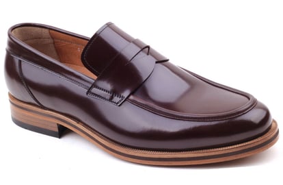 Elegante Burgunderrote Leder Mokassin Loafer Herrenschuhe - Qualitatives Lederprodukt Hergestellt Von Polat Ayakkabi Saraci̇ye Ürünleri̇ San. Ve Ti̇c. Ltd. Şti̇.. Kontakt Für B2B-Bestellungen.