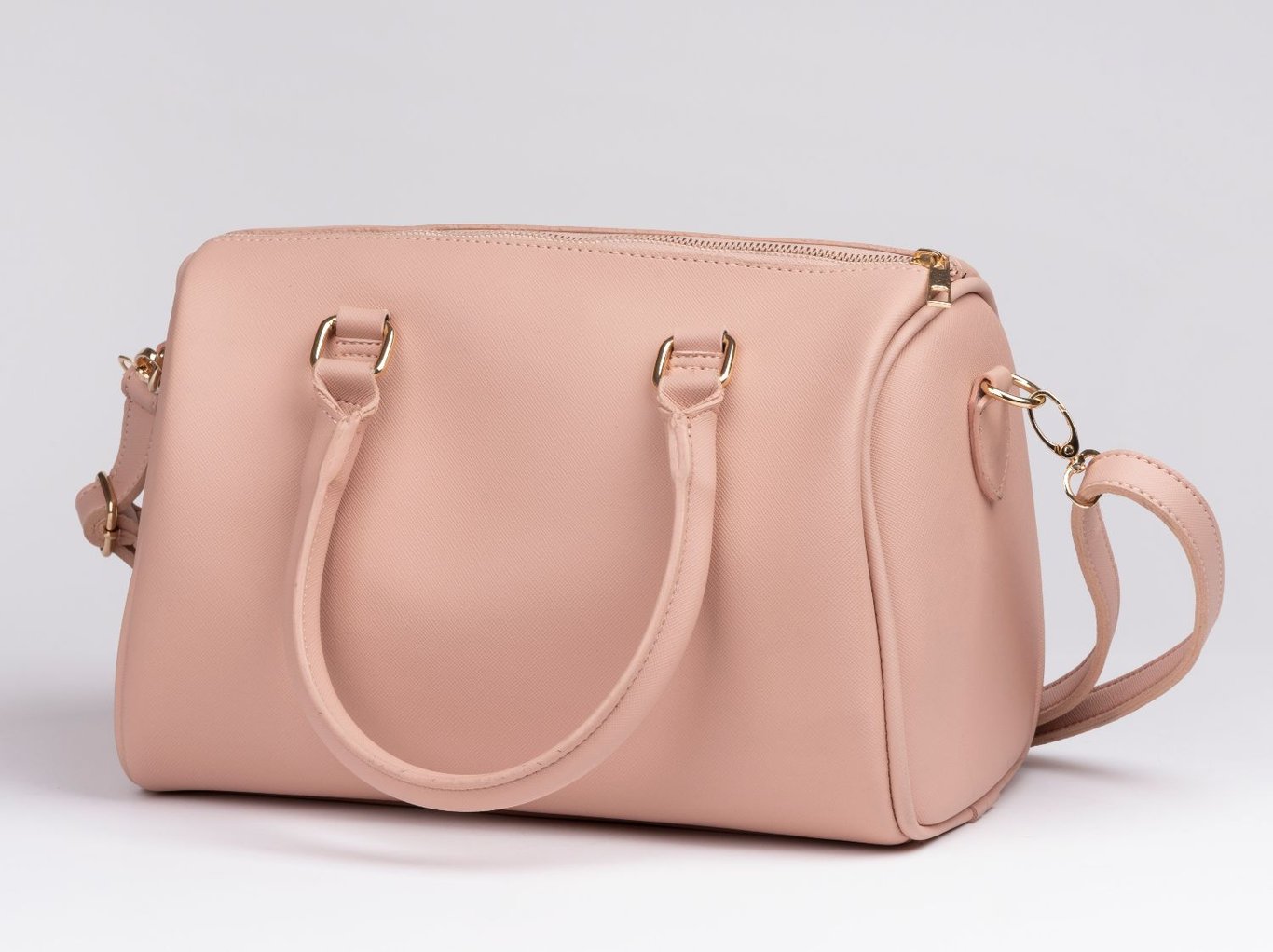 Pu Women Bag - Quality Leather Product Manufactured By Güven Karaca Deri̇ San. Ve Ti̇c. Ltd. Şti̇.. Contact For B2B Orders.